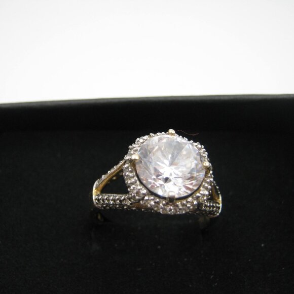 CZ Diamond Large Ring - Gold Band. Size 9 - Picture 5 of 5